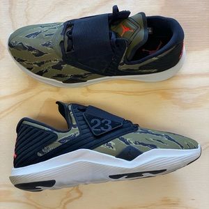 Jordan Relentless Tiger Camo Sz.9 Olive